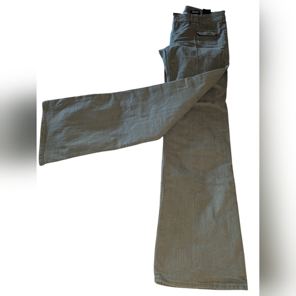 H&M Green Twill Cargo pants - Picture 2 of 9